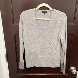 rag & bone light grey long sleeve top with dark grey cuffs